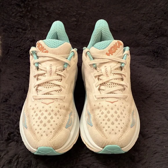 HOKA CLIFTON 9 - WHITE AND LIGHT BLUE - with BOX - Picture 3 of 15